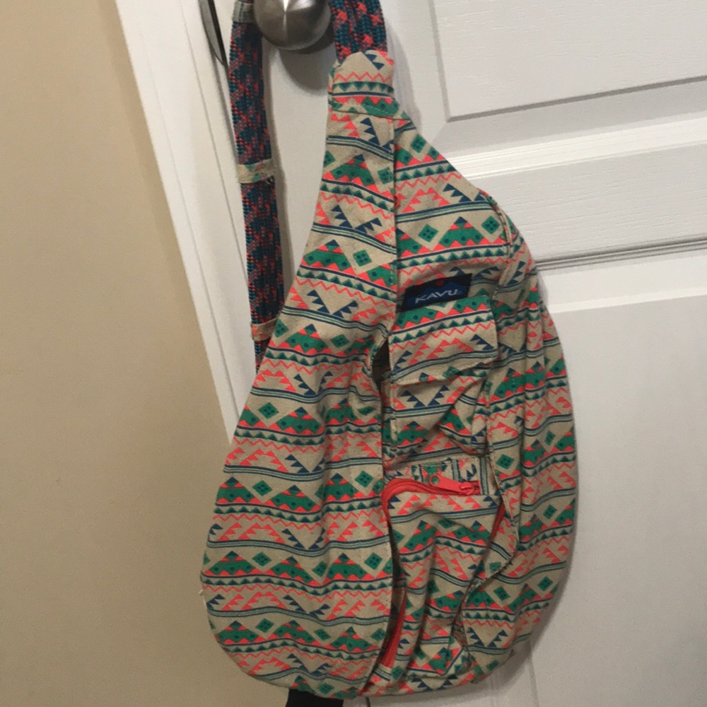 Kavu sling bag